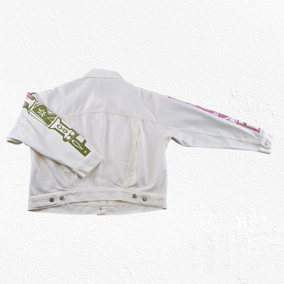 Levi’s White Denim Trucker Jacket NWT Graphic 90s Birthday Trucker Size Large - Picture 9 of 16